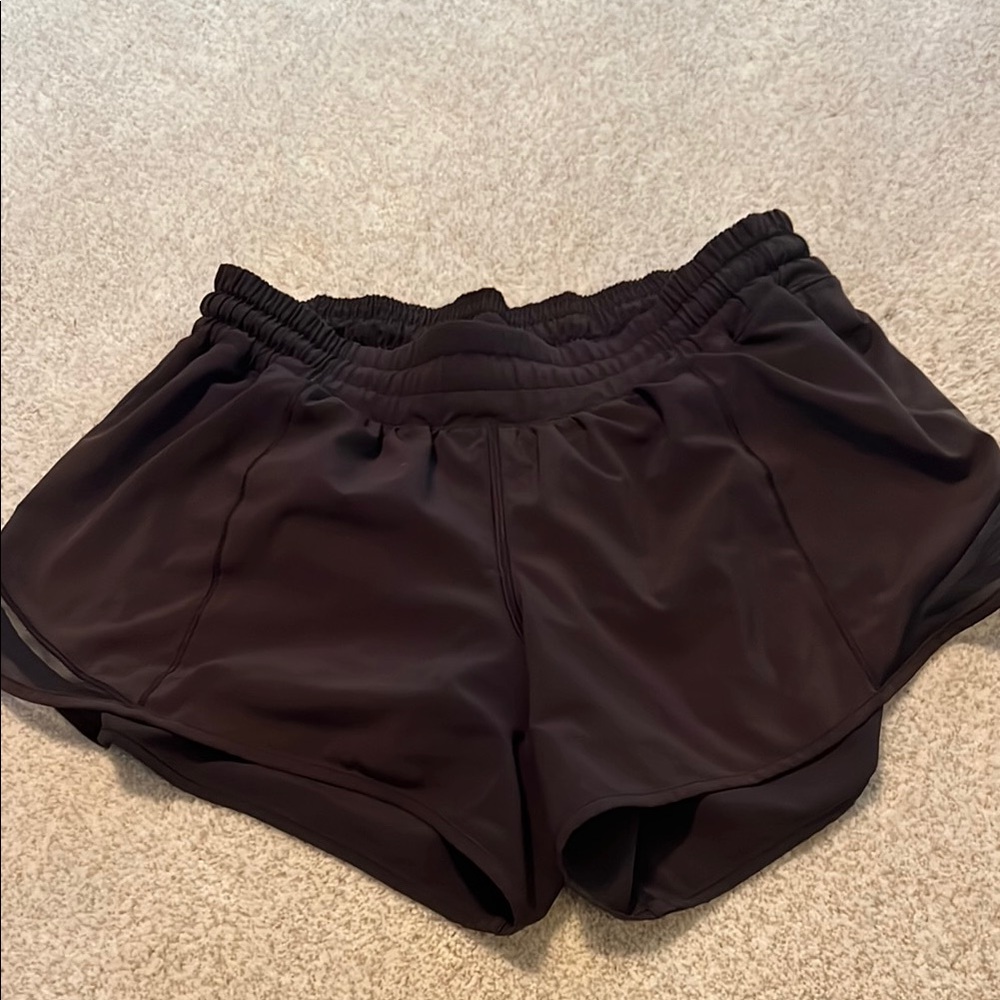Lululemon Athletica Black Athletic hotty hot shorts